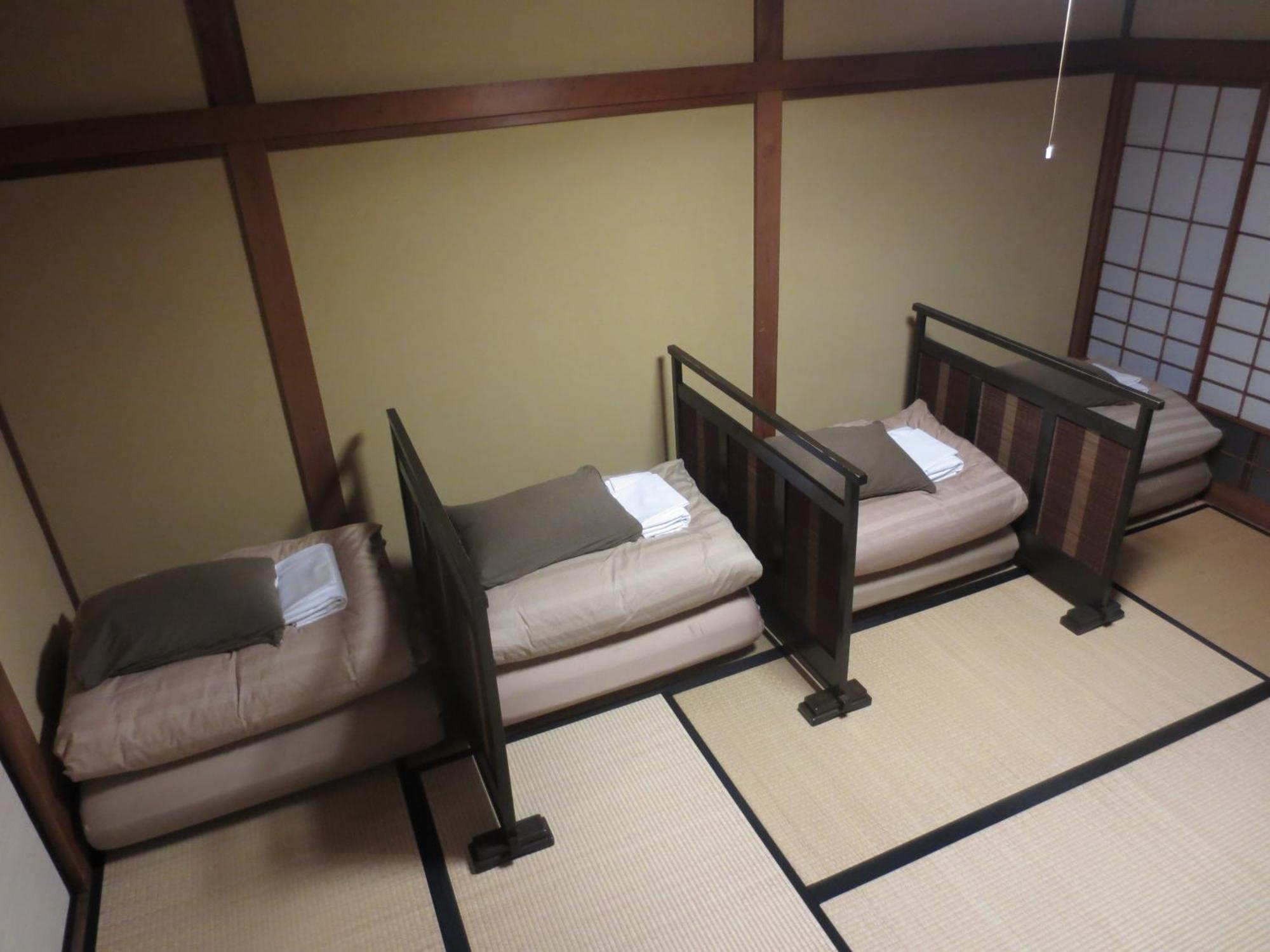 K'S House Ito Onsen - Historical Ryokan Hostel Bagian luar foto