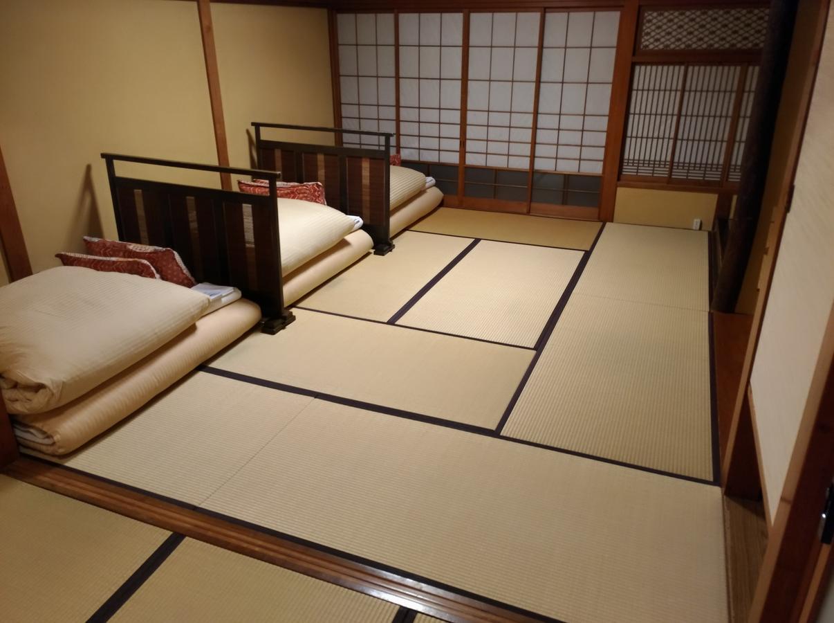K'S House Ito Onsen - Historical Ryokan Hostel Bagian luar foto