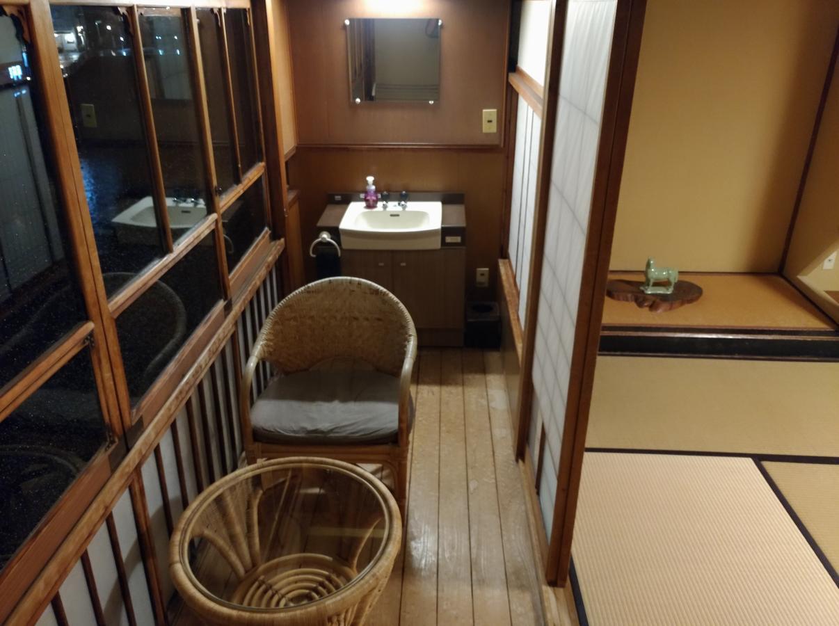 K'S House Ito Onsen - Historical Ryokan Hostel Bagian luar foto