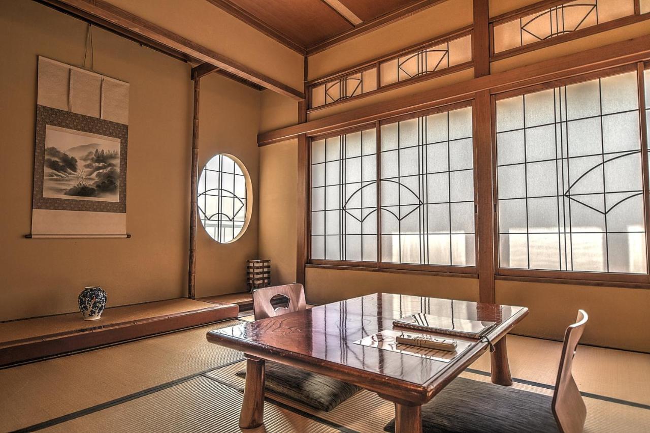 K'S House Ito Onsen - Historical Ryokan Hostel Bagian luar foto
