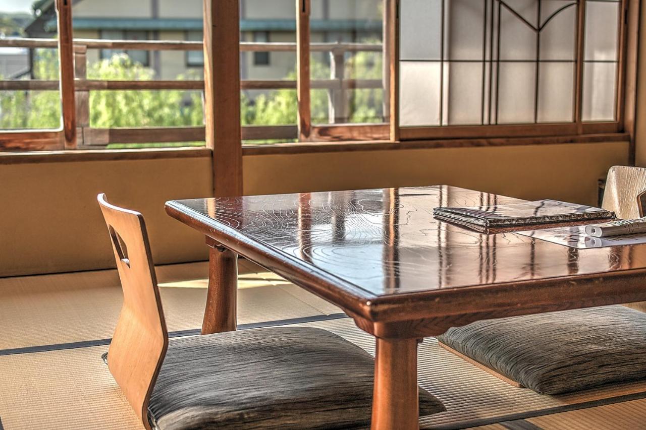 K'S House Ito Onsen - Historical Ryokan Hostel Bagian luar foto