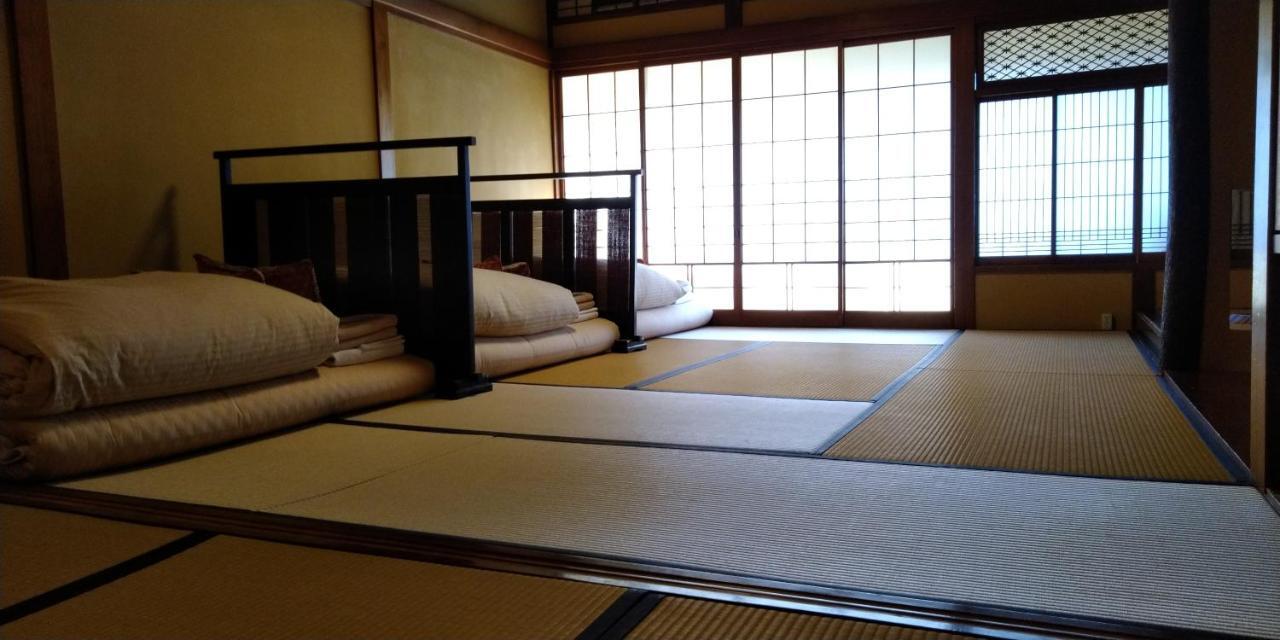 K'S House Ito Onsen - Historical Ryokan Hostel Bagian luar foto